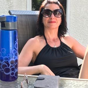 Meet your Posher, Lisa